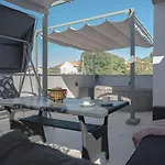 Stylish Duplex With Private Jacuzzi