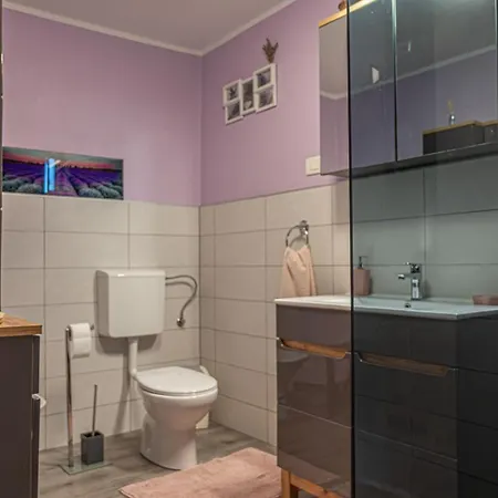 Stylish Duplex With Private Jacuzzi Apartman