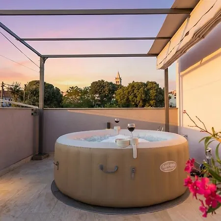 Stylish Duplex With Private Jacuzzi Ližnjan