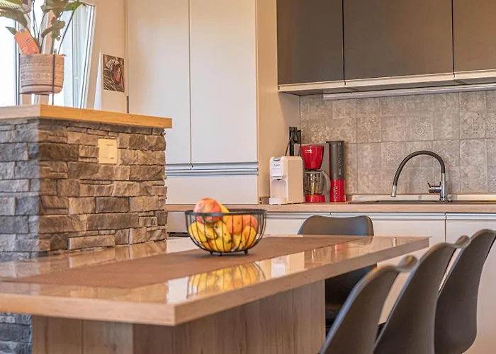 Stylish Duplex With Private Jacuzzi Appartamento