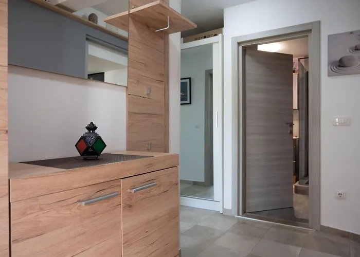 Stylish Duplex With Private Jacuzzi Appartamento *