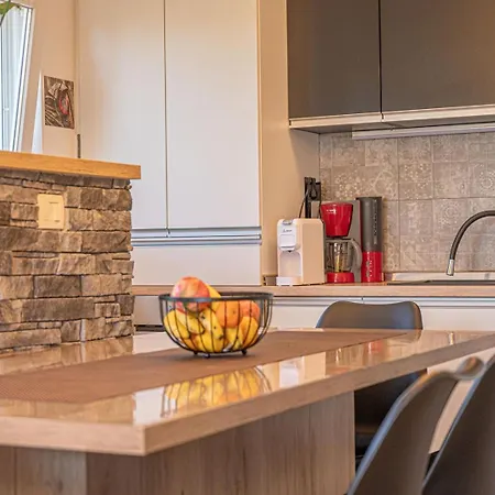 Stylish Duplex With Private Jacuzzi Apartment