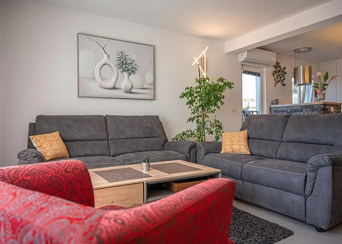 Apartamento Stylish Duplex With Private Jacuzzi